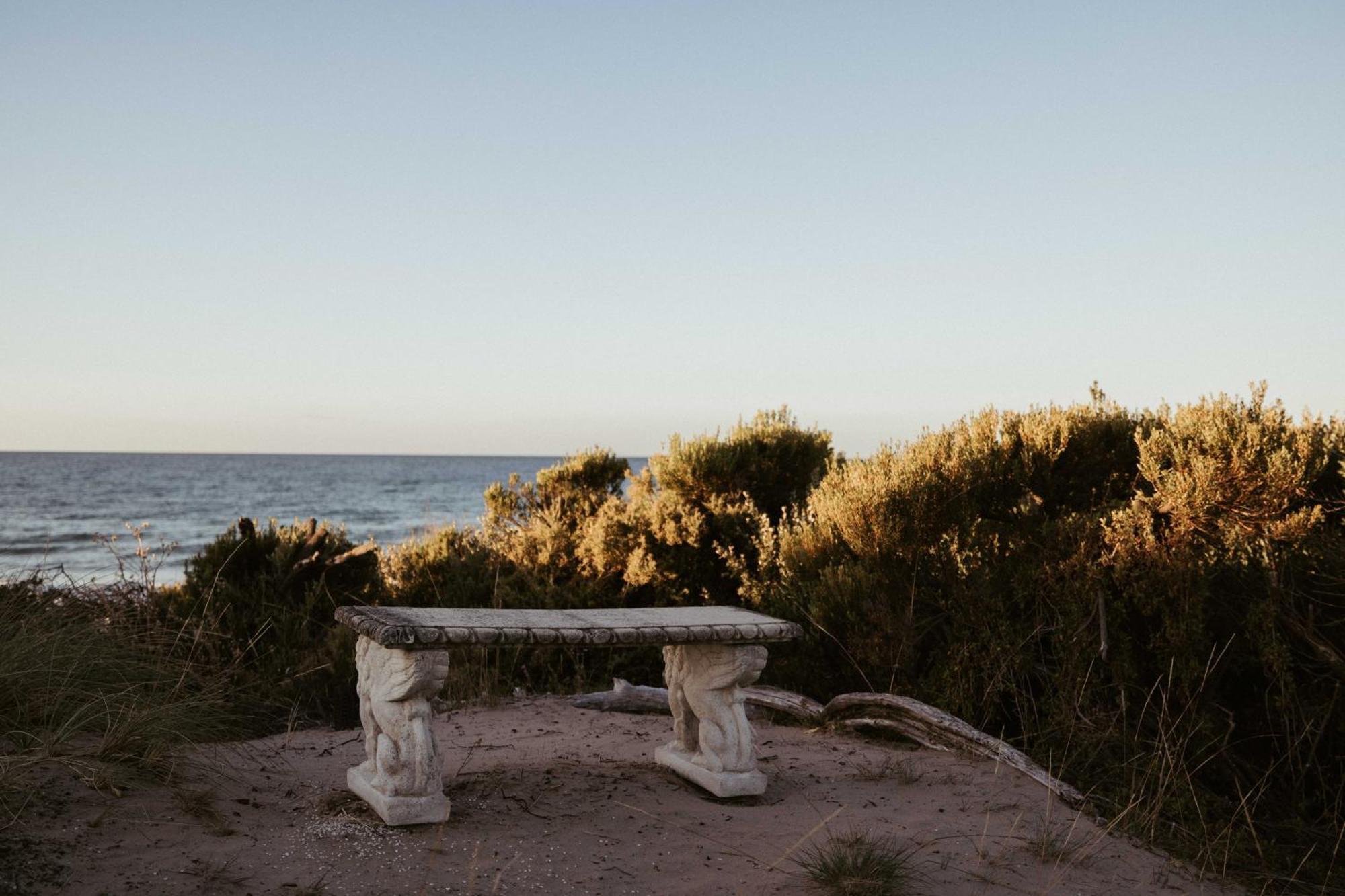 Amare Beachside Luxury Turners Beach Exteriör bild